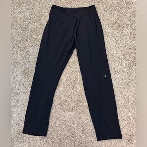 Black lululemon pants